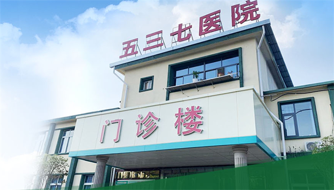 人格障碍的早期信号：孩子出现哪些行为时，父母需要警惕人格障碍的萌芽？